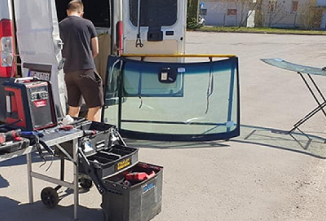 GLASS INSTALLATION SIA, autostiklu serviss