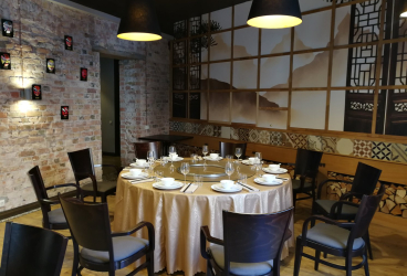 LIELAIS ĶĪNAS MŪRIS, restorāns-bistro