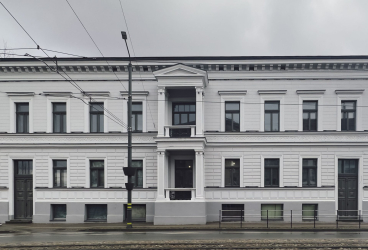 Roze Center Apartments