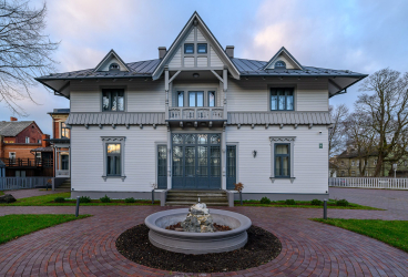 Roze Peldu Residence